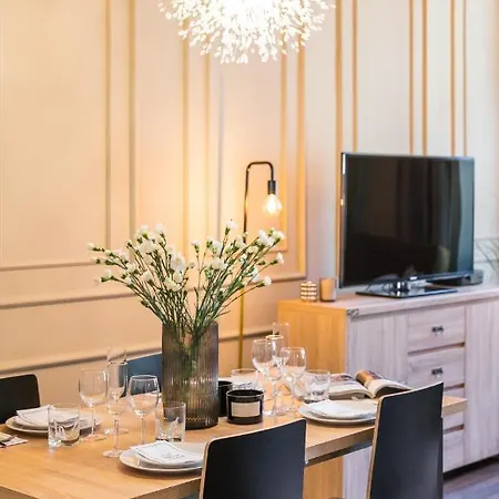 Homely - Loftaffair Apartman