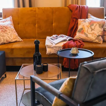 Homely - Loftaffair Apartman