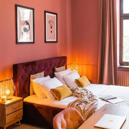 Homely - Loftaffair Apartman *