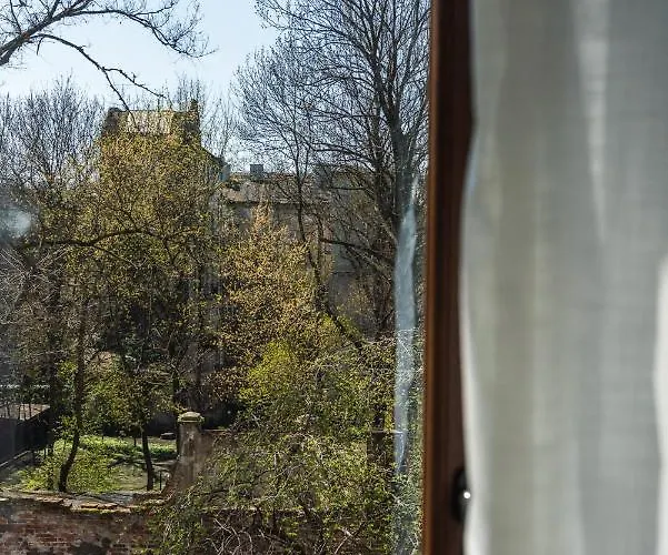 Homely - Loftaffair *