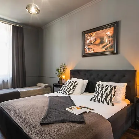 Homely - Loftaffair Apartmán