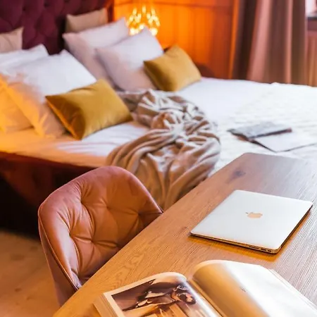 Homely - Loftaffair Apartmán